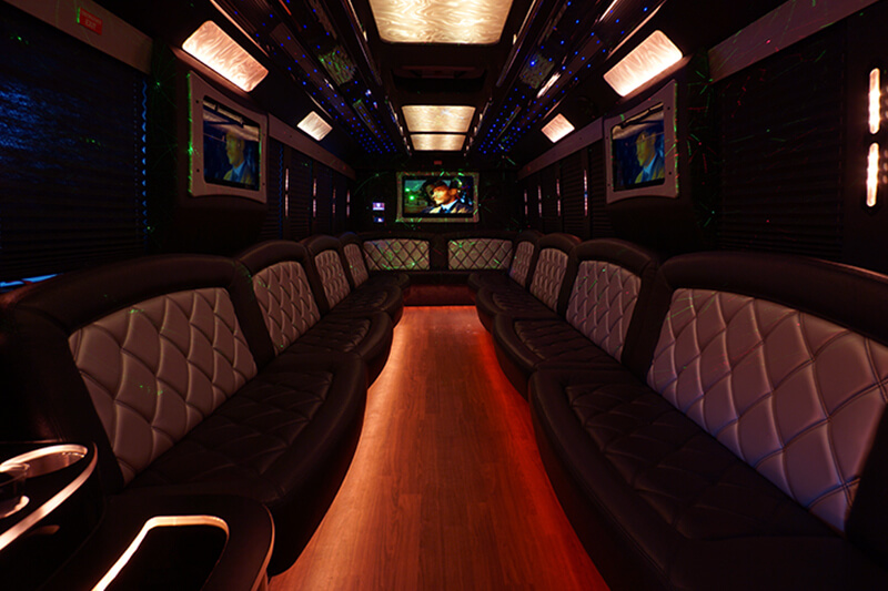 Party bus Niagara Falls NY